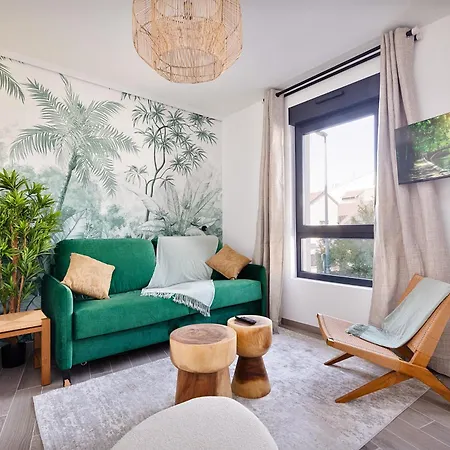 Apartment Emile Zola Asnieres-sur-Seine
