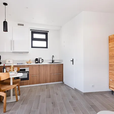 Apartment Emile Zola Asnieres-sur-Seine