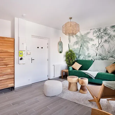 Apartment Emile Zola Asnieres-sur-Seine